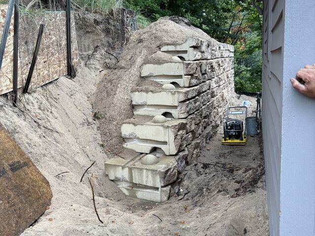 New segmental block retaining wall under construction