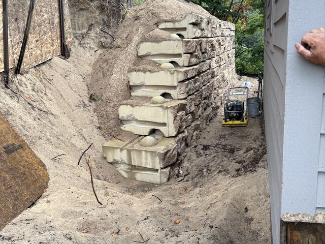 New segmental block retaining wall under construction