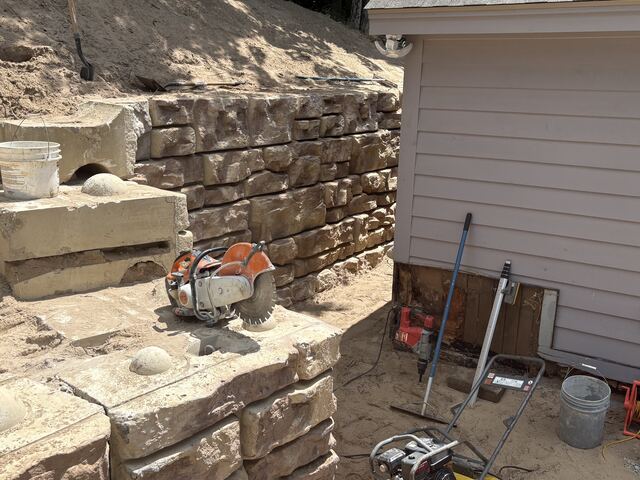New segmental block retaining wall under construction